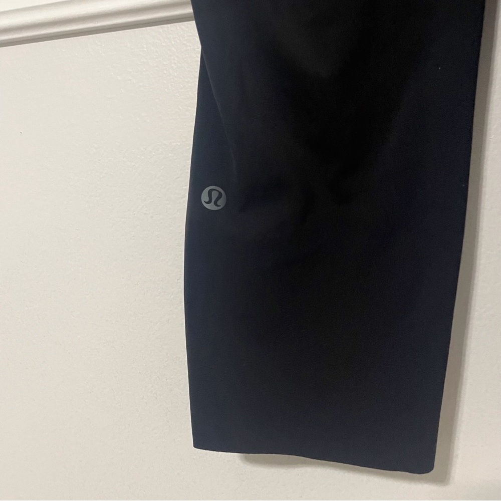 Lululemon Base Pace Crop 23” black size 10 - Picture 9 of 10